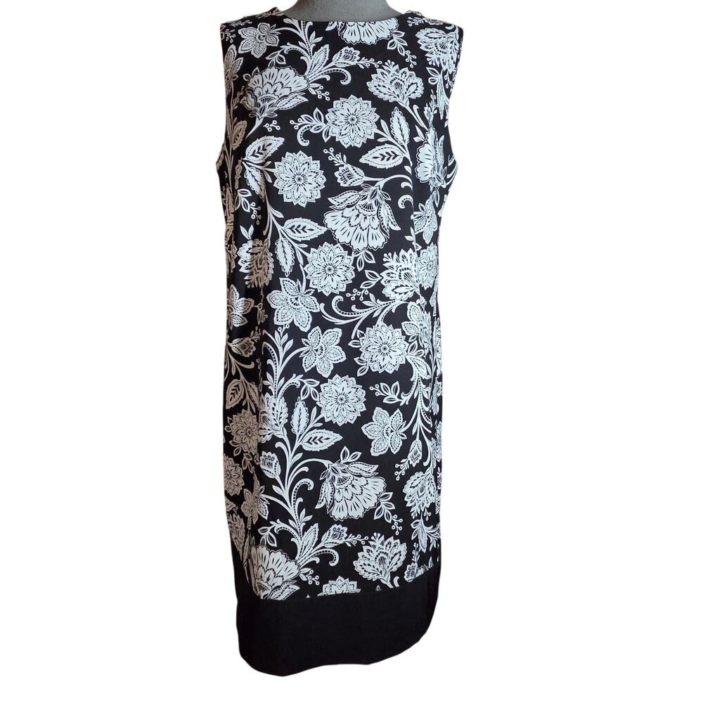 Sleeveless Knee Length Dress Size 10